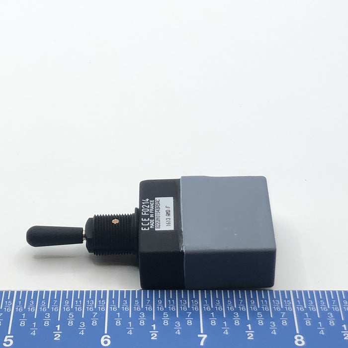 822UN01S4BA5AC - Switch