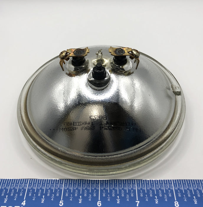 Q4554  -  Lamp